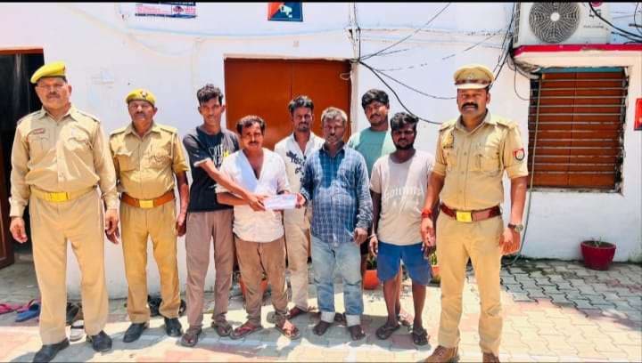 कैंट पुलिस का जुए के अड्डे पर छापा, नगदी समेत छह जुआरी गिरफ्तार.