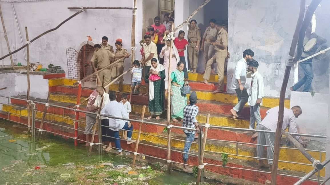 नागपंचमी पर काशी के नागकूप में उमड़ी आस्था, पाताल लोक से जुड़ी है मान्यता, कालसर्प दोष की शांति के लिए पहुंचते हैं श्रद्धालु