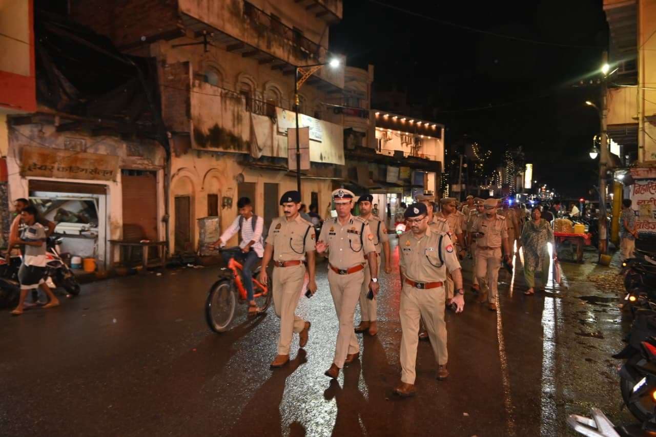 त्योहारों पर वाराणसी पुलिस का मेगा प्लान, चप्पे-चप्पे पर रहेगी नजर