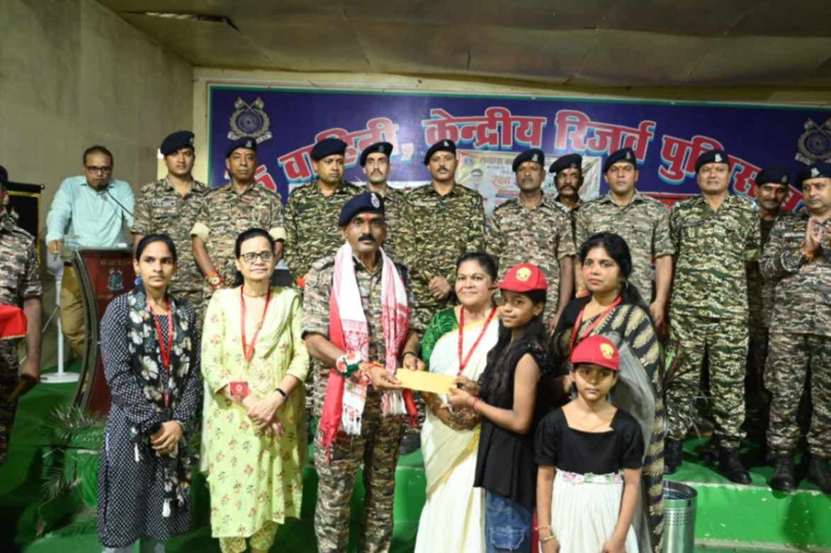 95 बटालियन सीआरपीएफ में हर्षोल्लास से मनाया गया रक्षाबंधन पर्व, जवानों की कलाई पर सजी राखियां