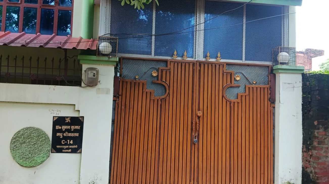 पत्रकारपुरम कालोनी में सेवानिवृत शिक्षक के बंद मकान को चोरों ने खंगाला, लाखों का माल किया पार