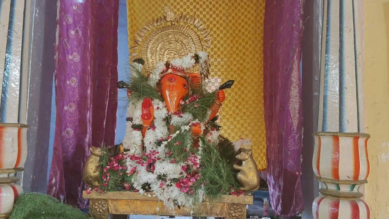 न रंग बदला, न रूप बदला… 129 साल से ऐसे ही विराजते हैं आंग्रे बाड़ा के गणपति...