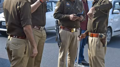 पिस्टल के दम पर मुफ्त पेट्रोल भरवाने वाला हिस्ट्रीशीटर गिरफ्तार, वीडियो वायरल होने पर कार्रवाई