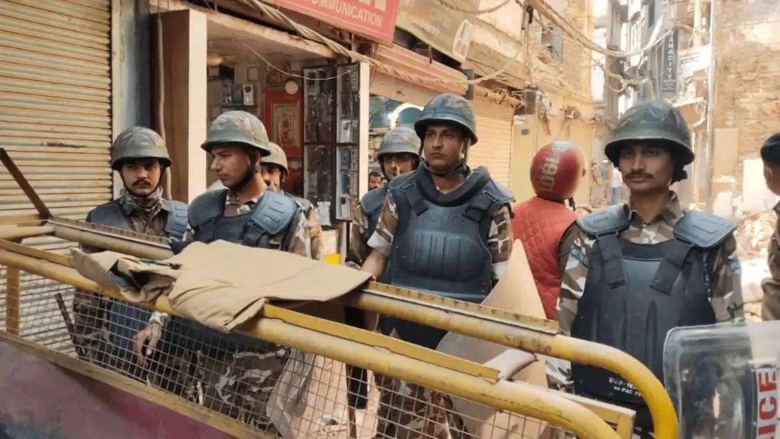 दालमंडी सड़क चौड़ीकरण: 65 मकानों पर नोटिस, एक सप्ताह में नक्शा नहीं देने पर होगी कार्रवाई