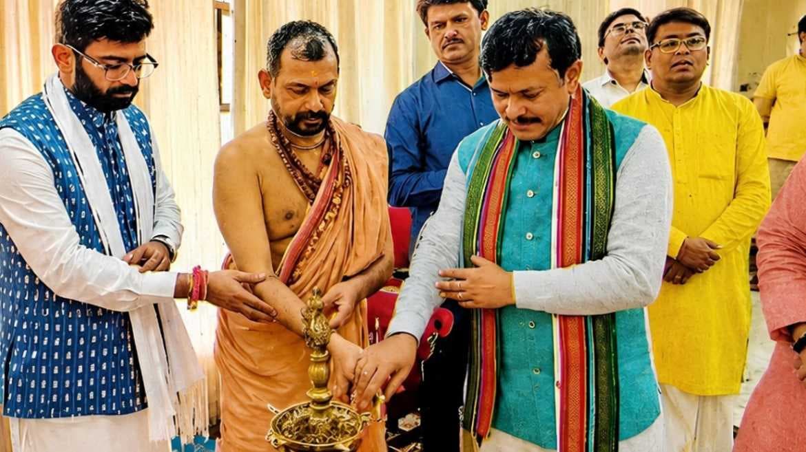 स्वामी करपात्री जी के विचारों को बताया प्रेरणादायक...