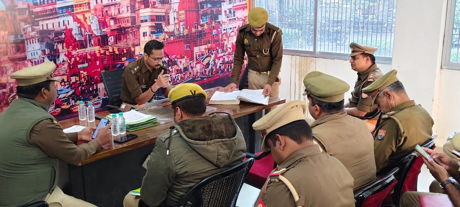 डीसीपी गोमती जोन आकाश पटेल ने थाना जंसा का किया औचक निरीक्षण, दिए आवश्यक निर्देश