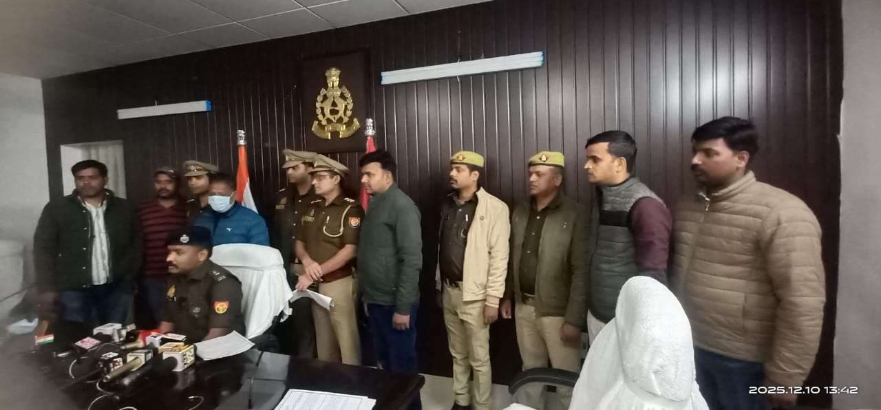 गैंगरेप की धमकी देकर ब्लैकमेलिंग में आरोपी गिरफ्तार, 50 लाख मांगी थी रंगदारी