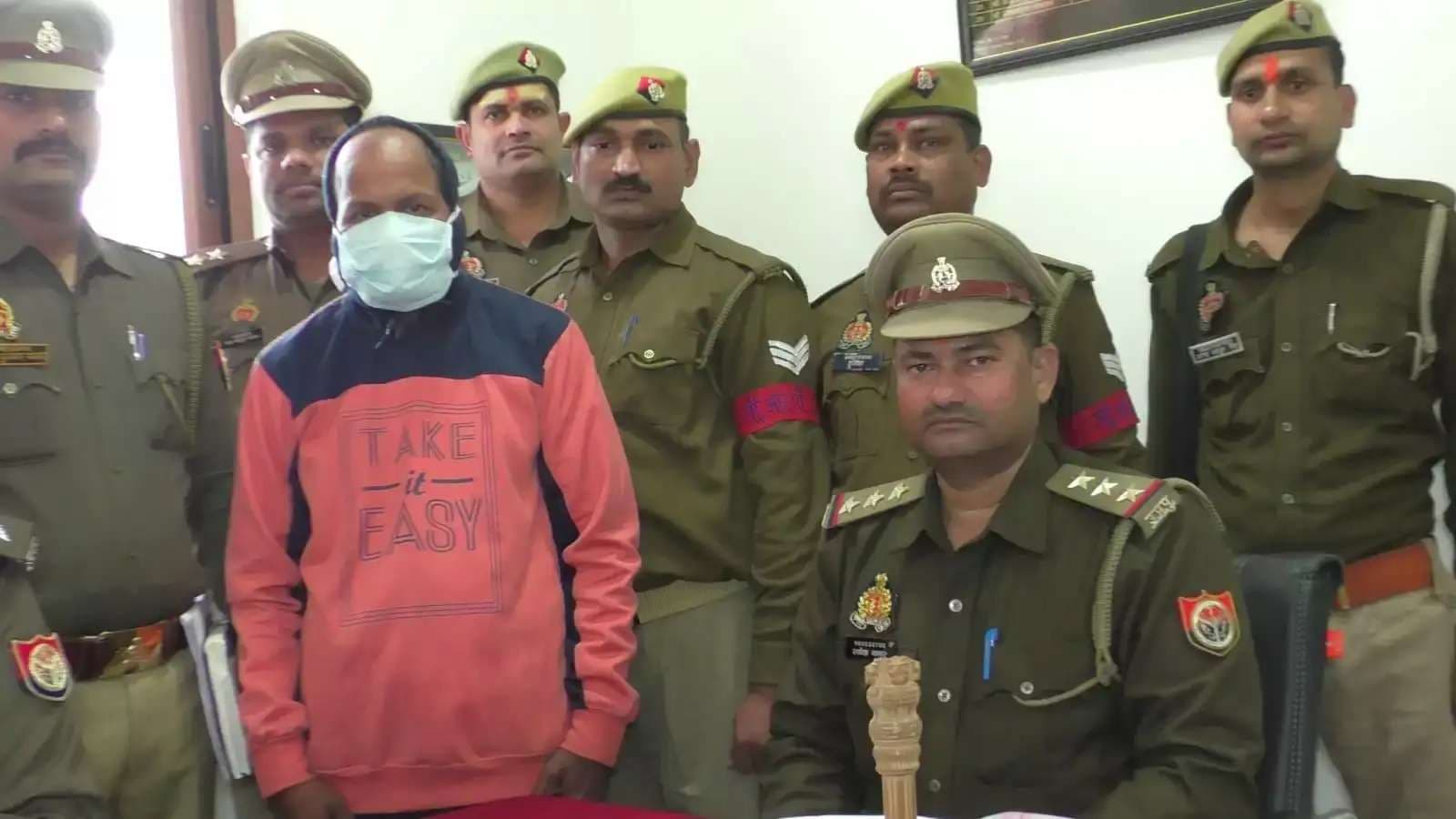 काशी एक्सप्रेस में बम की झूठी सूचना देने वाला मुंबई से गिरफ्तार, जीआरपी ने की कार्रवाई