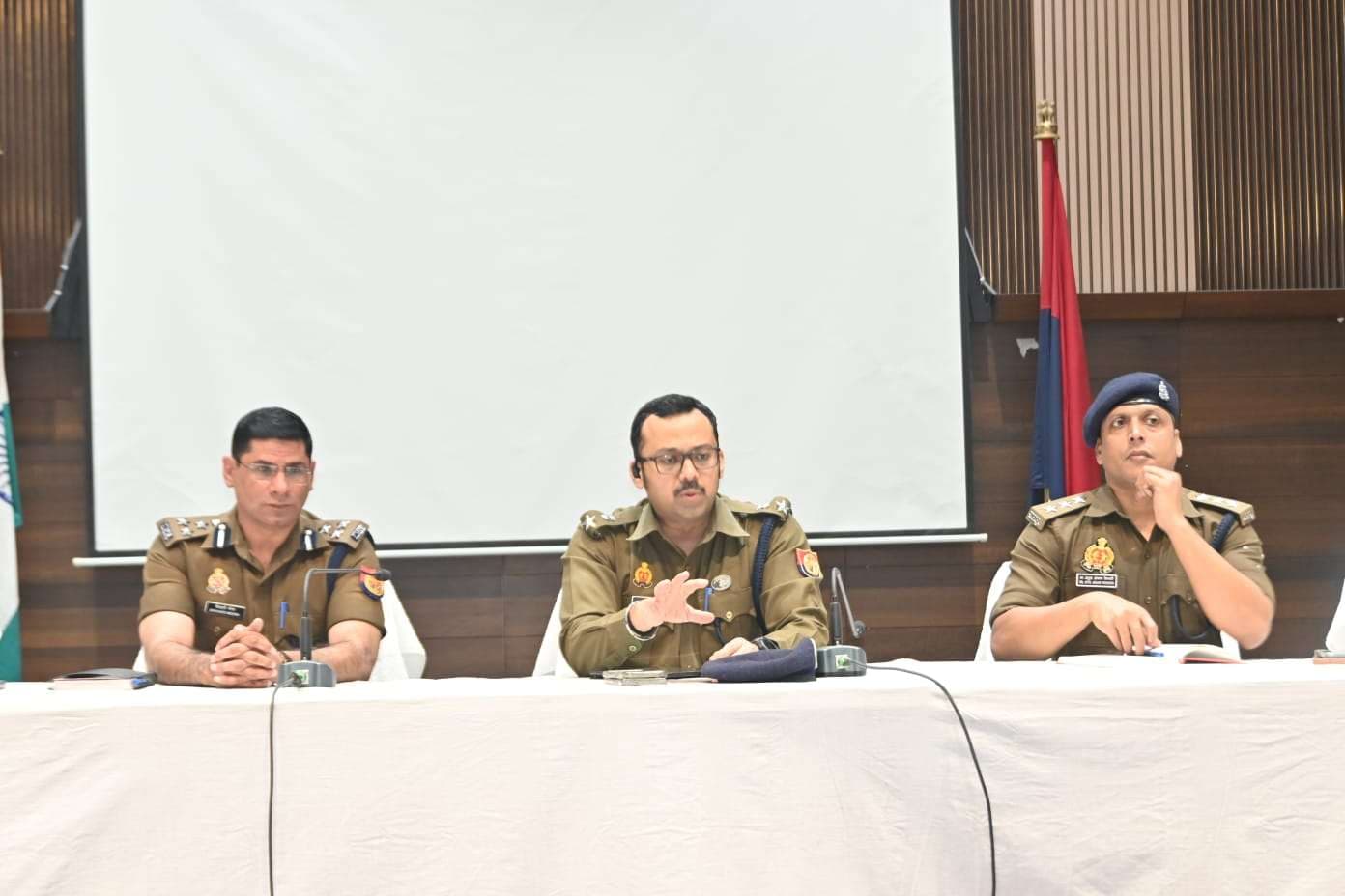 महाशिवरात्रि - वाराणसी में जल, थल और नभ से चप्पे की निगहबानी, भीड़ प्रबंधन पर जोर