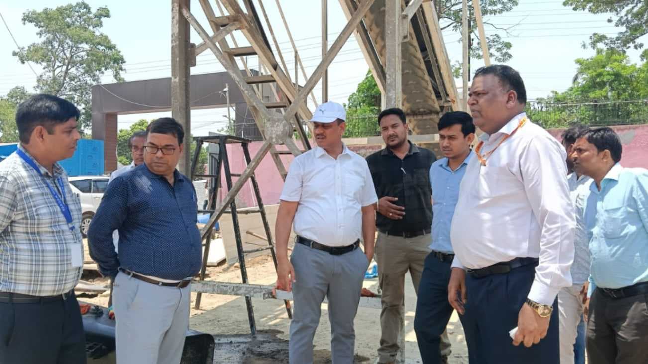 मंडलायुक्त ने मेडिकल कॉलेज निर्माण कार्य का लिया जायजा, प्रगति एवं गुणवत्ता की समीक्षा की...