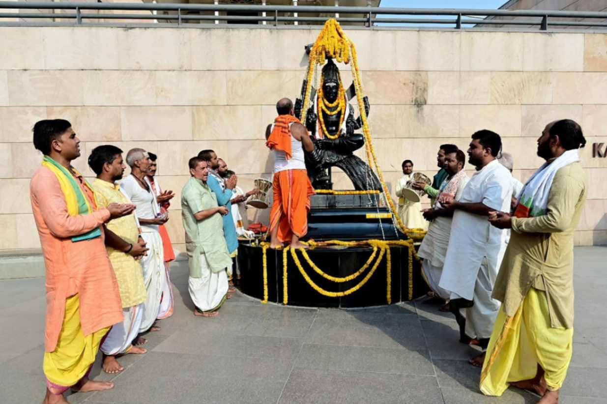 स्कंद षष्ठी पर काशी विश्वनाथ धाम में भगवान कार्तिकेय का विशेष पूजन, की गई मंगलकामना...