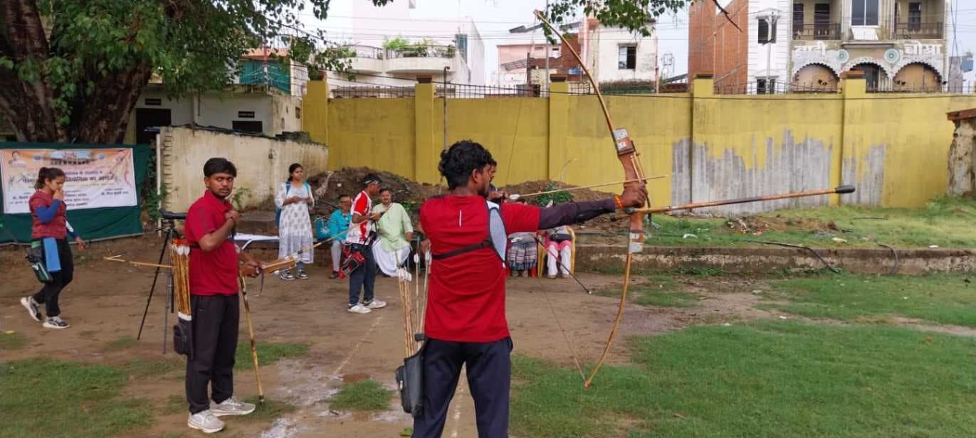 संस्कृत यूनिवर्सिटी में दीक्षांत महोत्सव के तहत तीरंदाजी, भाषण और काव्य लेखन प्रतियोगिता...