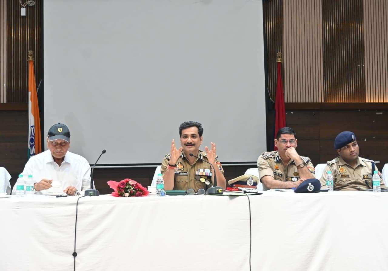 पुलिस कमिश्नर ने पेंशनर्स की समस्याएं सुनीं, दो सप्ताह में निस्तारण के दिए निर्देश...