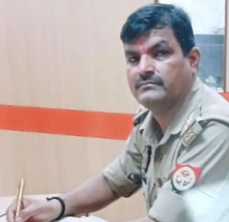 सारनाथ थाने में तैनात उपनिरीक्षक दुर्गेश सिंह की हृदयाघात से मौत, महकमे में शाेक