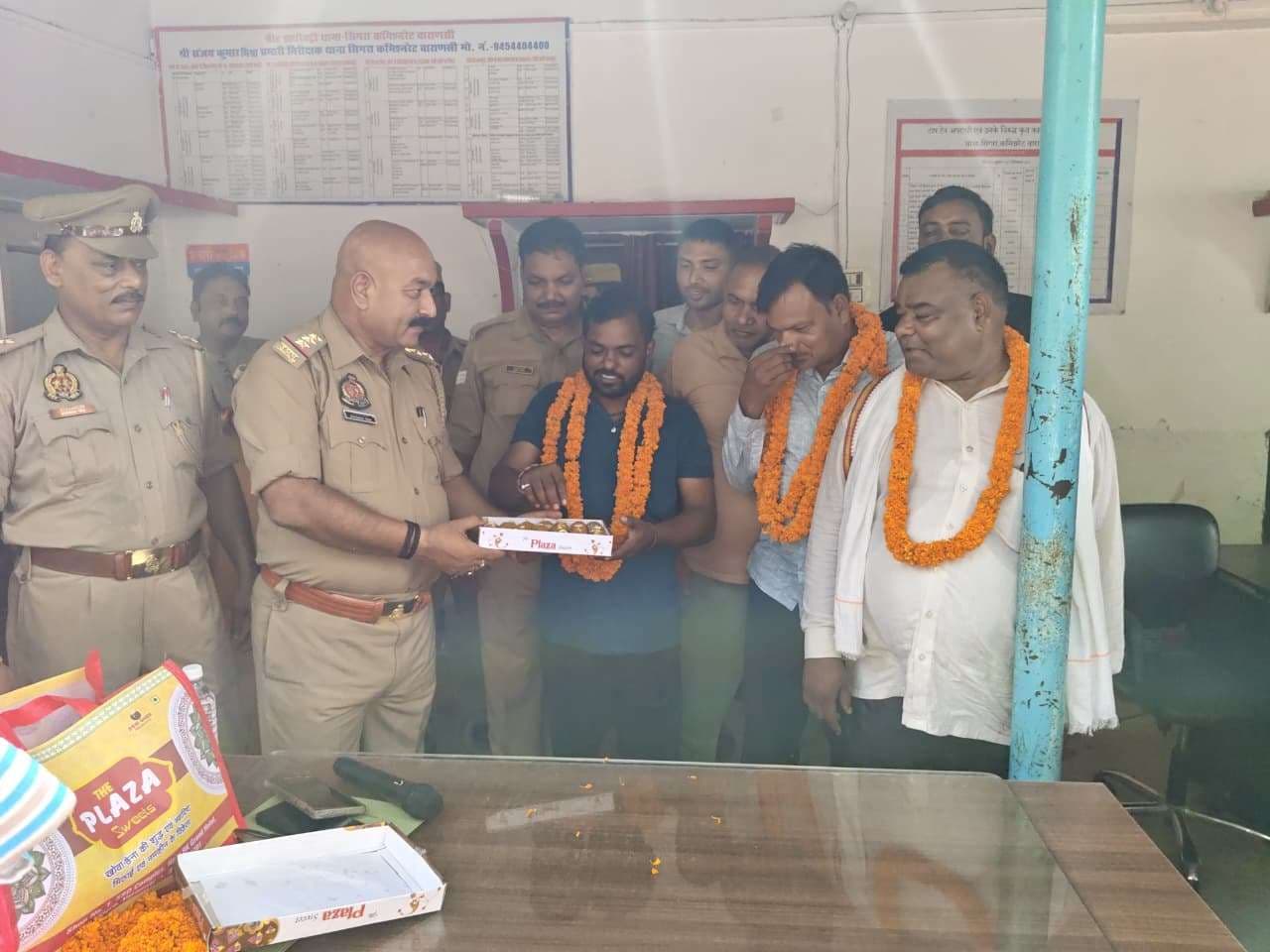थाना सिगरा में 75 लावारिस वाहनों की नीलामी, 11.01 लाख रुपये की सबसे ऊंची बोली...