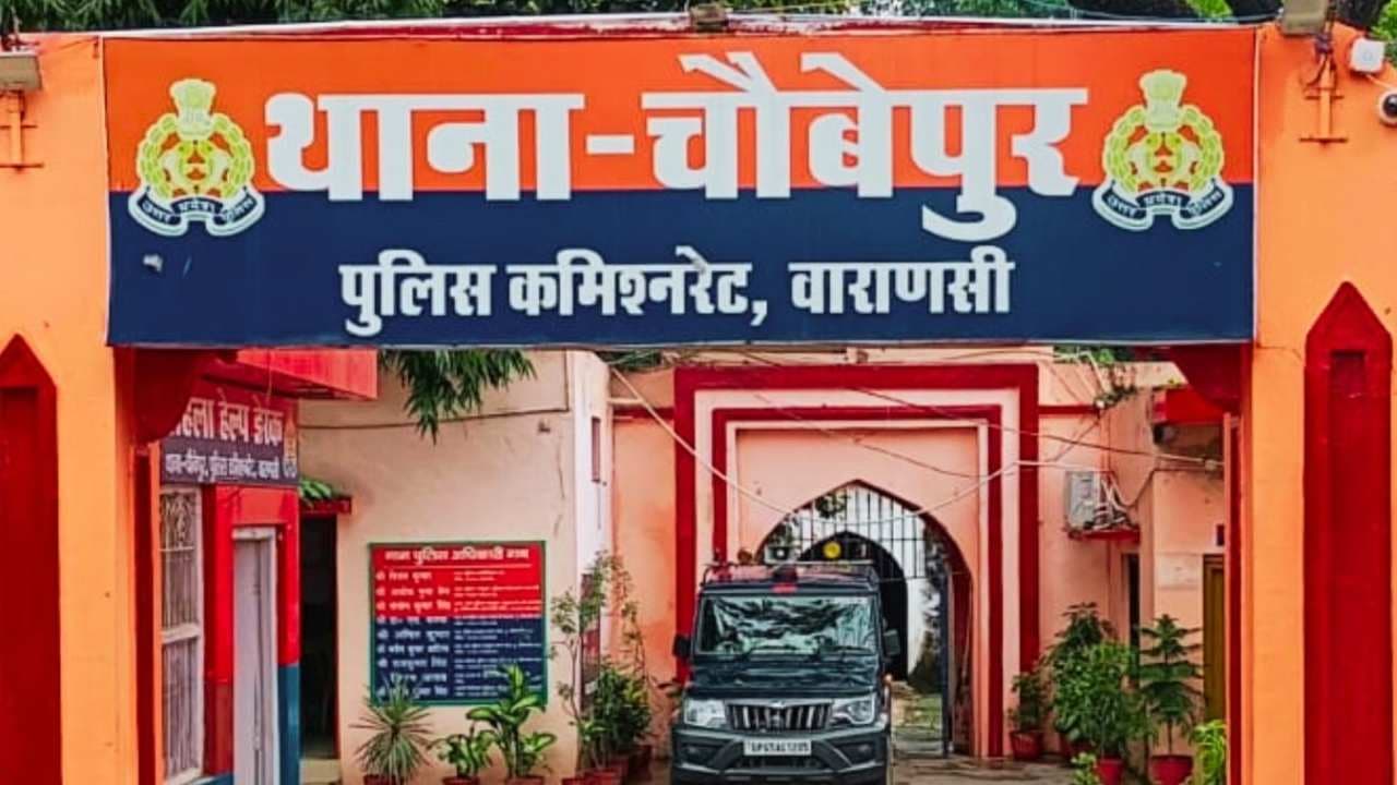 पुलिस की मौजूदगी में खनन टीम से हाथापाई, जेसीबी छीन ले गए आरोपी..