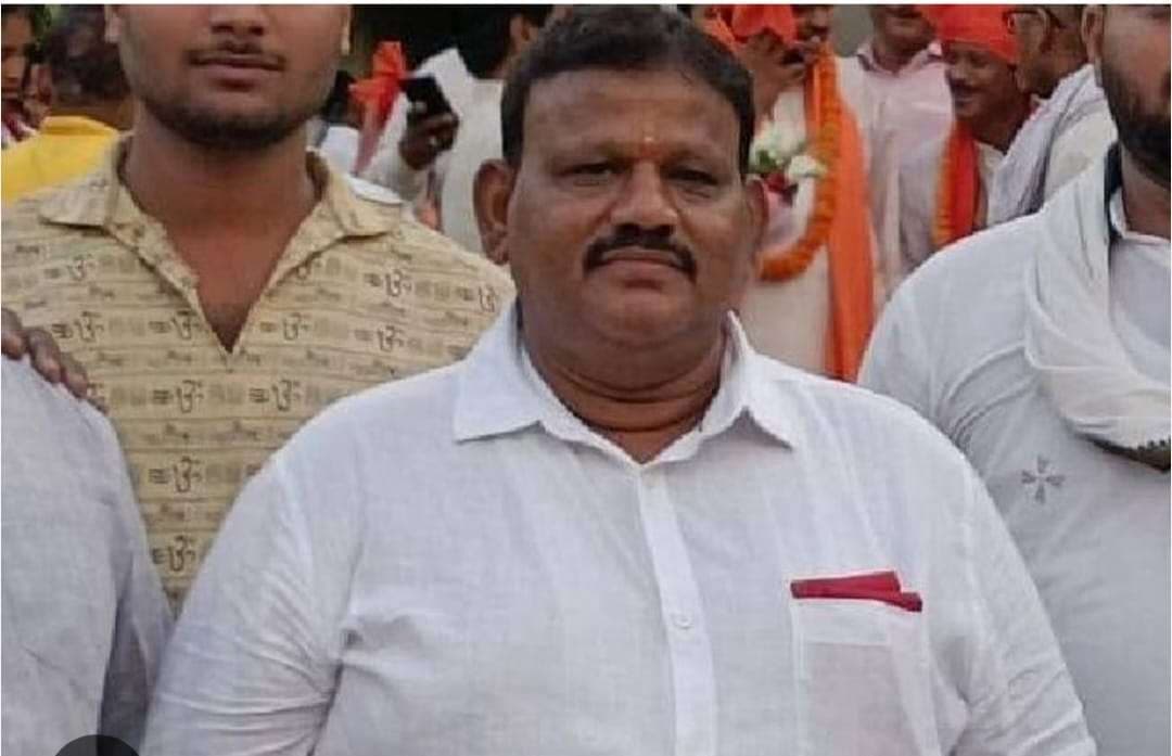 छेड़खानी के केस में सपा पार्षद गिरफ्तार, रातभर थाने के बाहर जुटे समर्थक