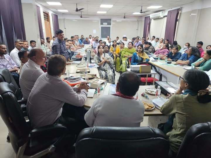 वाराणसी बना यूपी का एकमात्र ‘सक्षम’ जिला, नाको की डीडीजी ने किया एचआईवी कार्यक्रम का निरीक्षण