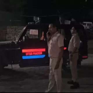 वाराणसी के नमो घाट पर फिर मारपीट, गेट खोलने को लेकर हुआ विवाद