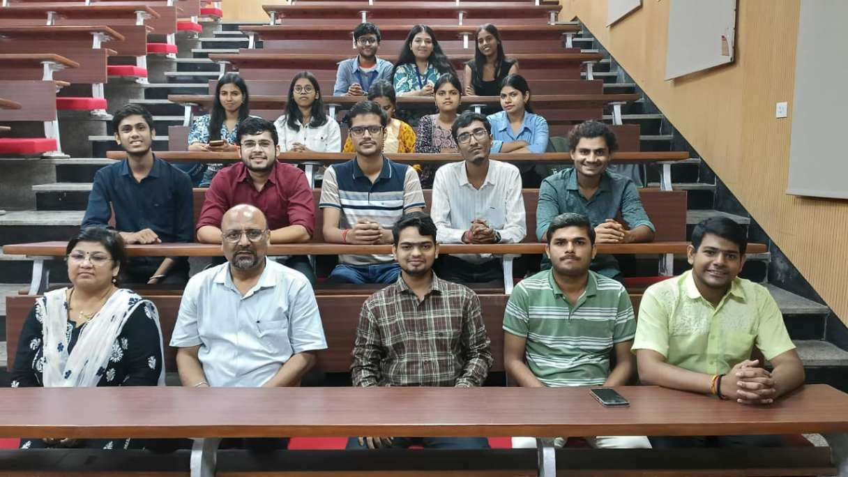 बीएचयू में एंटी-रैगिंग सप्ताह का समापन, छात्रों ने दिया ‘अहंकार पर सहानुभूति’ का संदेश.