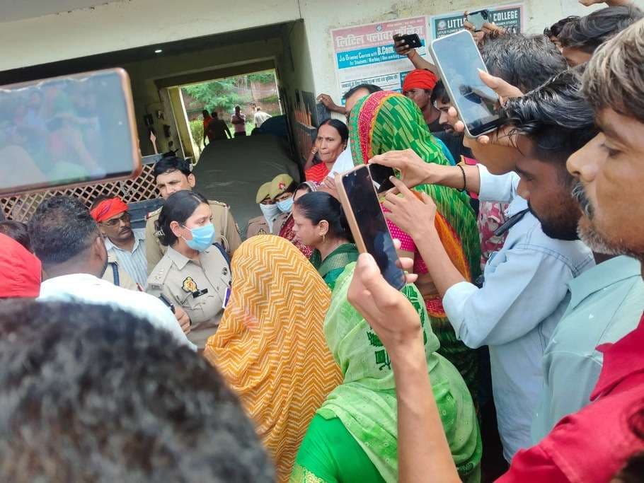वाराणसी में तीन दिन पूर्व लापता युवती की हत्या, बंद मकान के वाशरूम में शव मिला