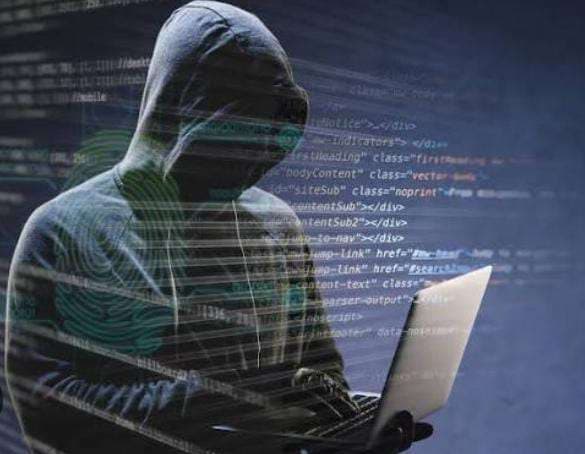 वाराणसी में कस्टम विभाग का भय दिखाकर महिला से लाखों ऐंठे, पुलिस जांच में जुटी....