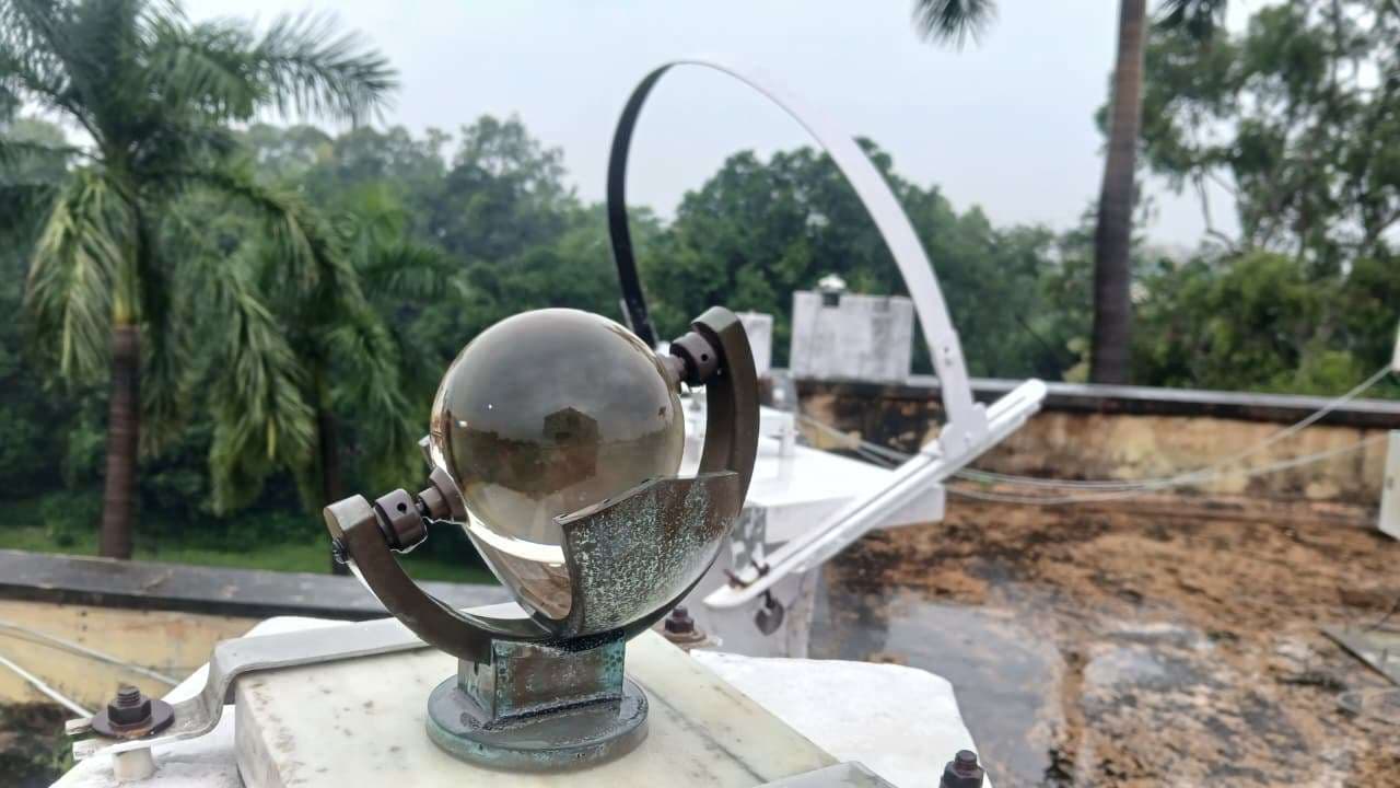 बीएचयू की 60 साल पुरानी मौसम वेधशाला को बंद करने की तैयारी