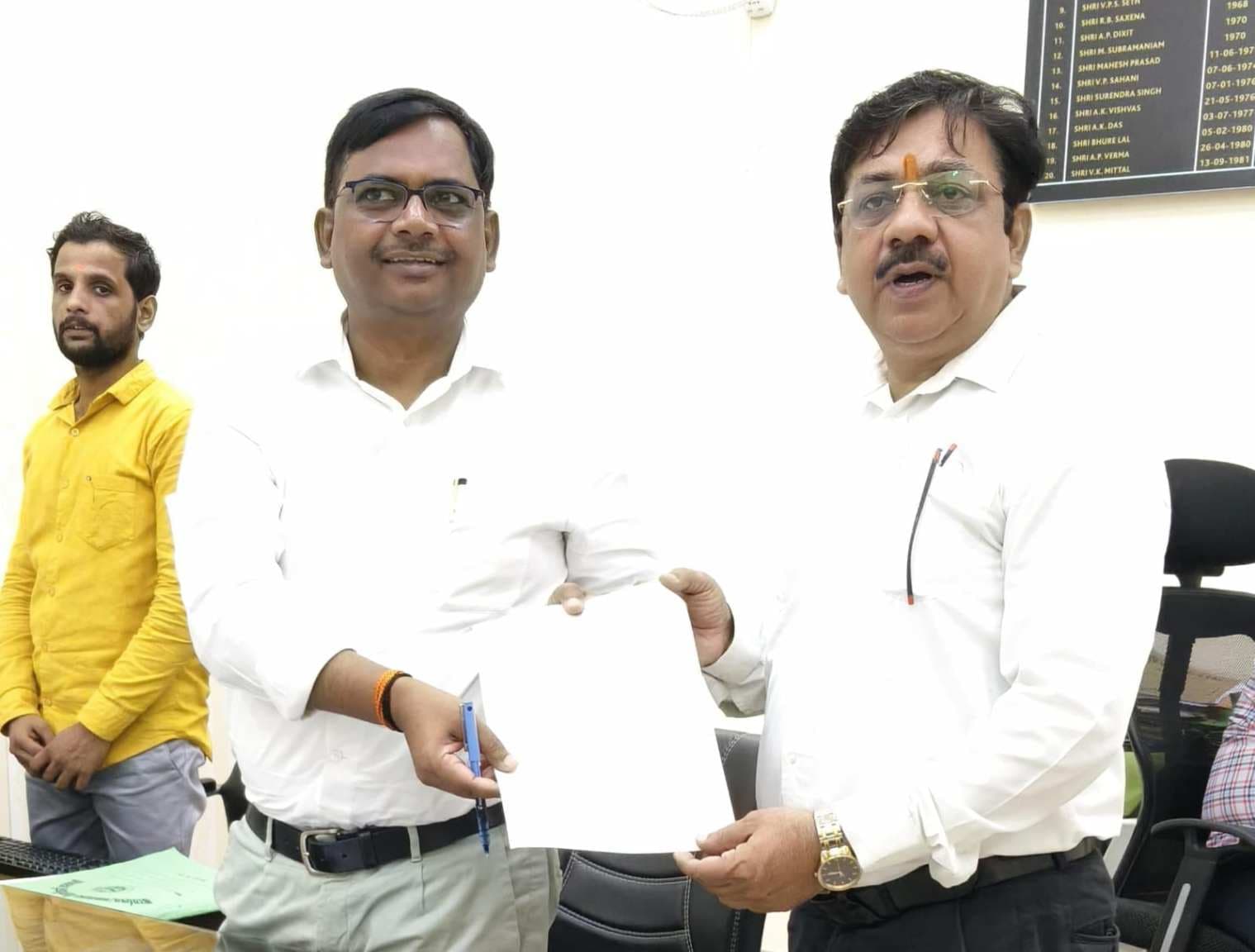सीवर लाइनों में बालू की बोरियां मिलने के मामले में SIT जांच की मांग