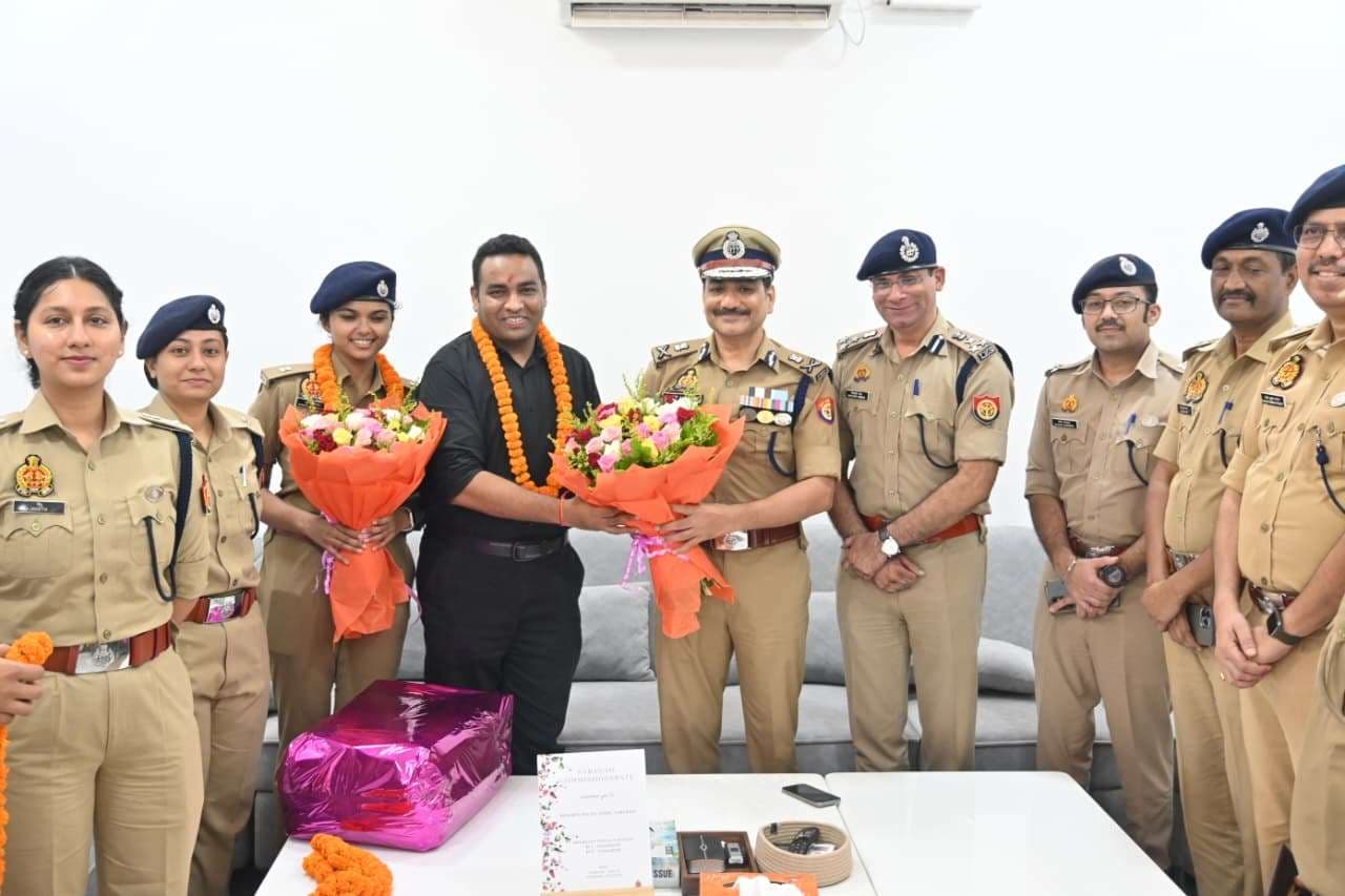 दो आईपीएस की विदाई, सीपी बोले- वाराणसी में सराहनीय रहा कार्यकाल