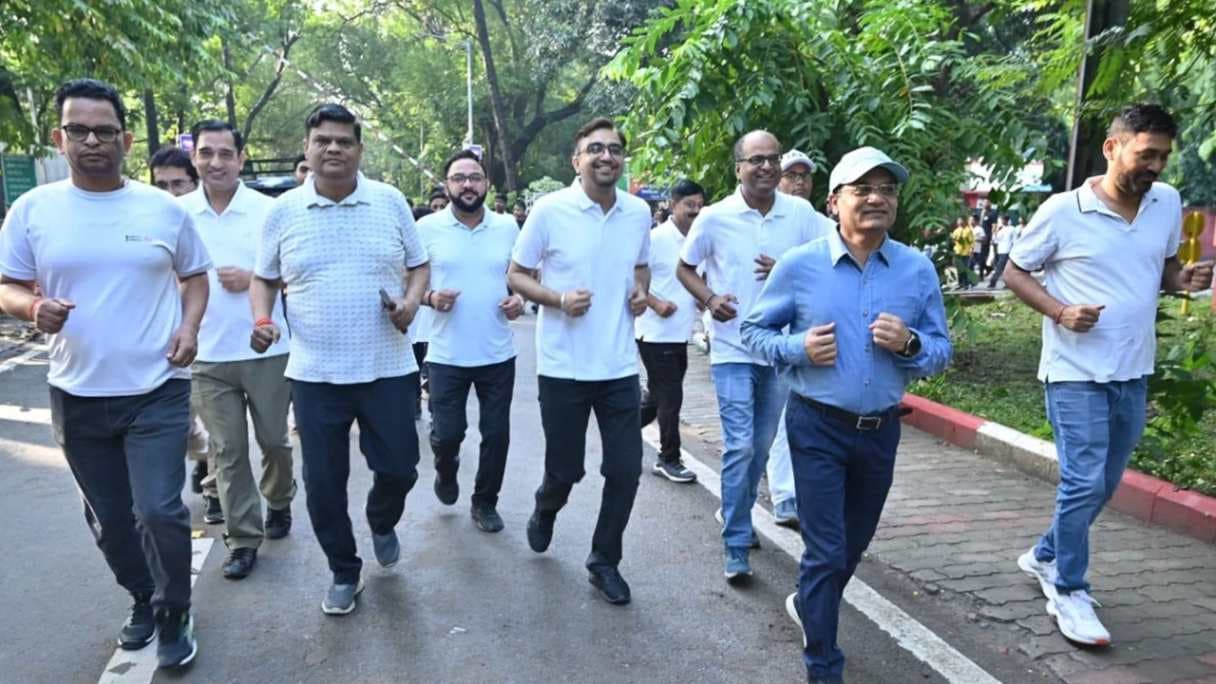 सरदार पटेल जयंती: रन फॉर यूनिटी में एकता का संदेश, विद्यार्थियों और रेलकर्मियों ने लगाई दौड़