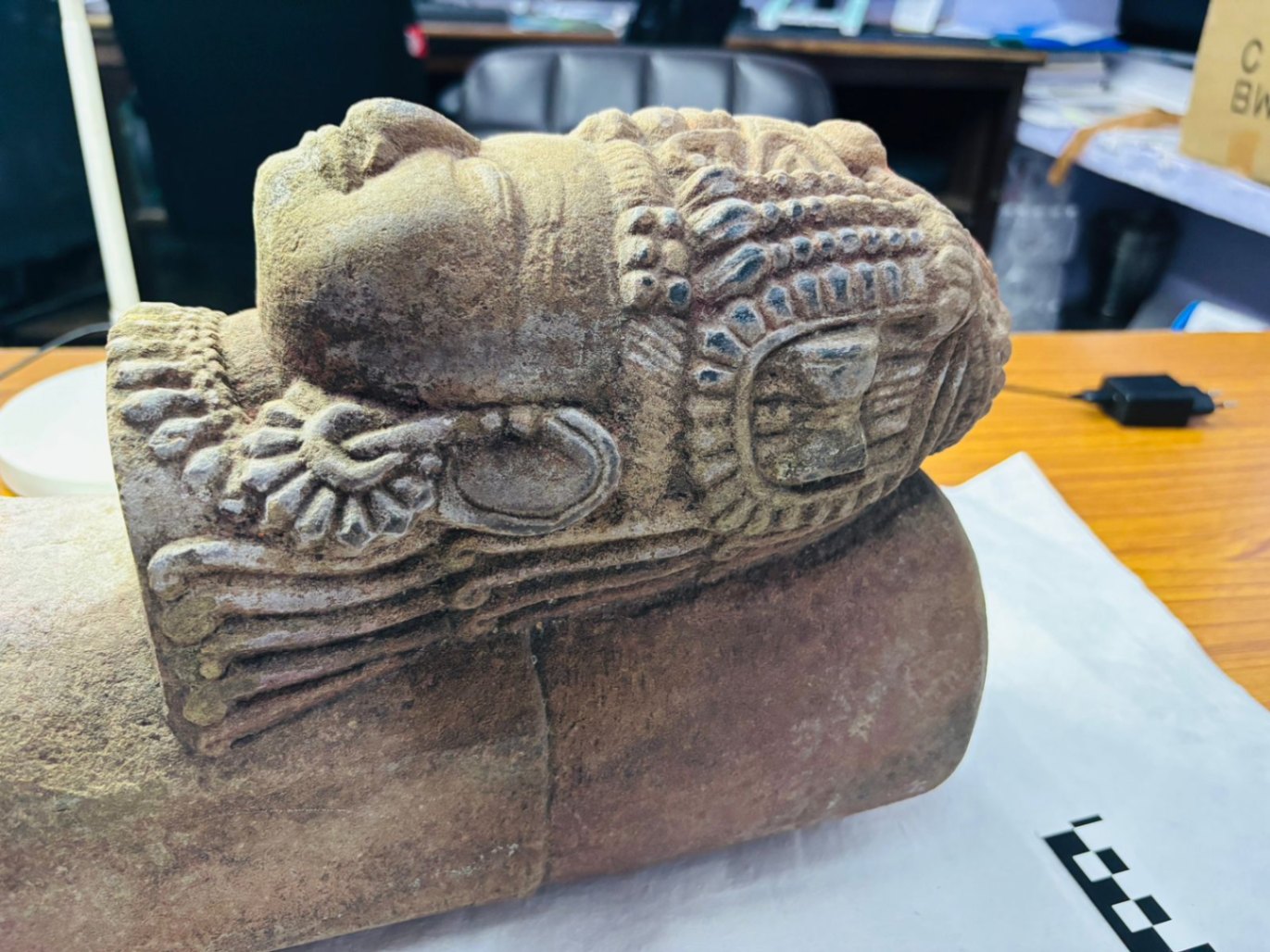 एकमुखी शिवलिंग मूर्ति