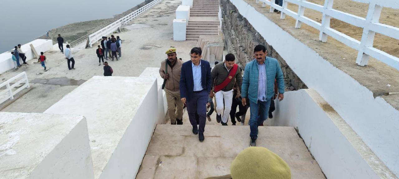 जिलाधिकारी सत्येंद्र कुमार