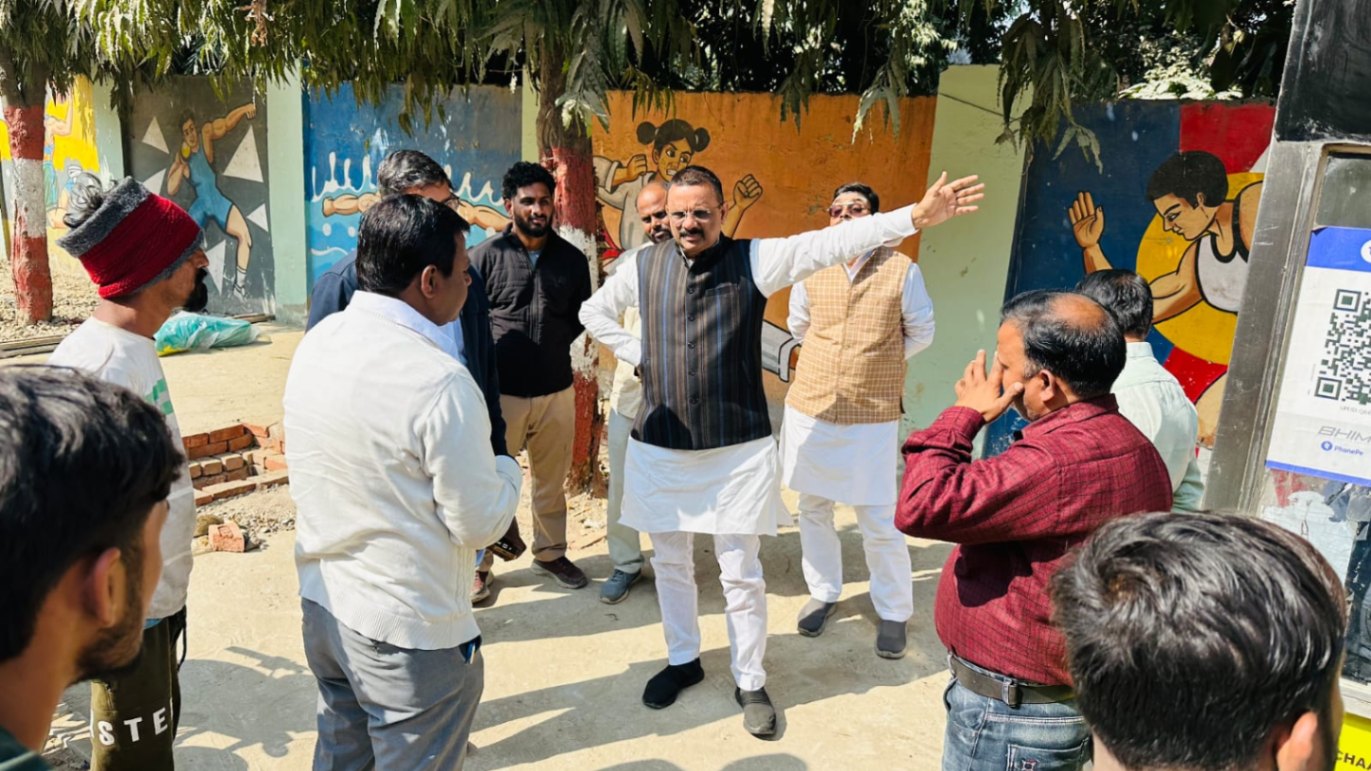 NAGAR NIGAM ASHOK KUMAR TIWARI